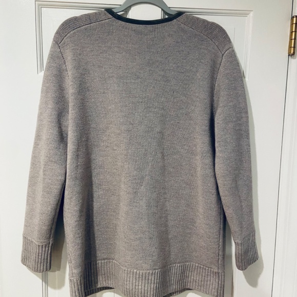 Club Monaco Gray Asymmetric Full-Zip Wool Sweater Jacket – Size Medium - Picture 13 of 13